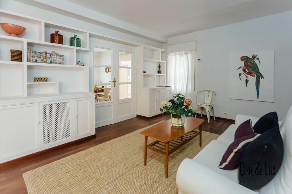 O&L Aire - Spacious And Bright Apartment In The Heart Of Севилья Экстерьер фото